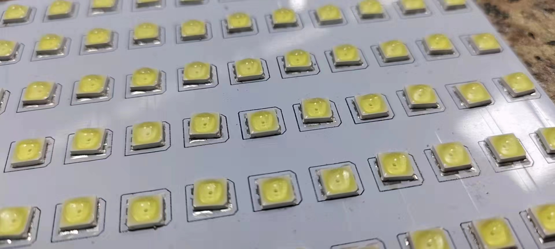 1658127125408537.jpg 5054.jpg
